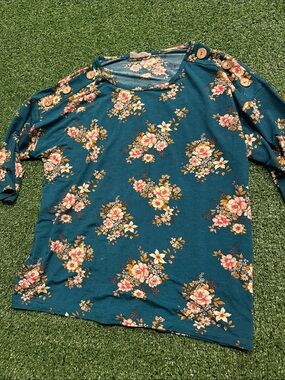 Woman’s loosefit small Teal Floral Button-Shoulder Women's Top